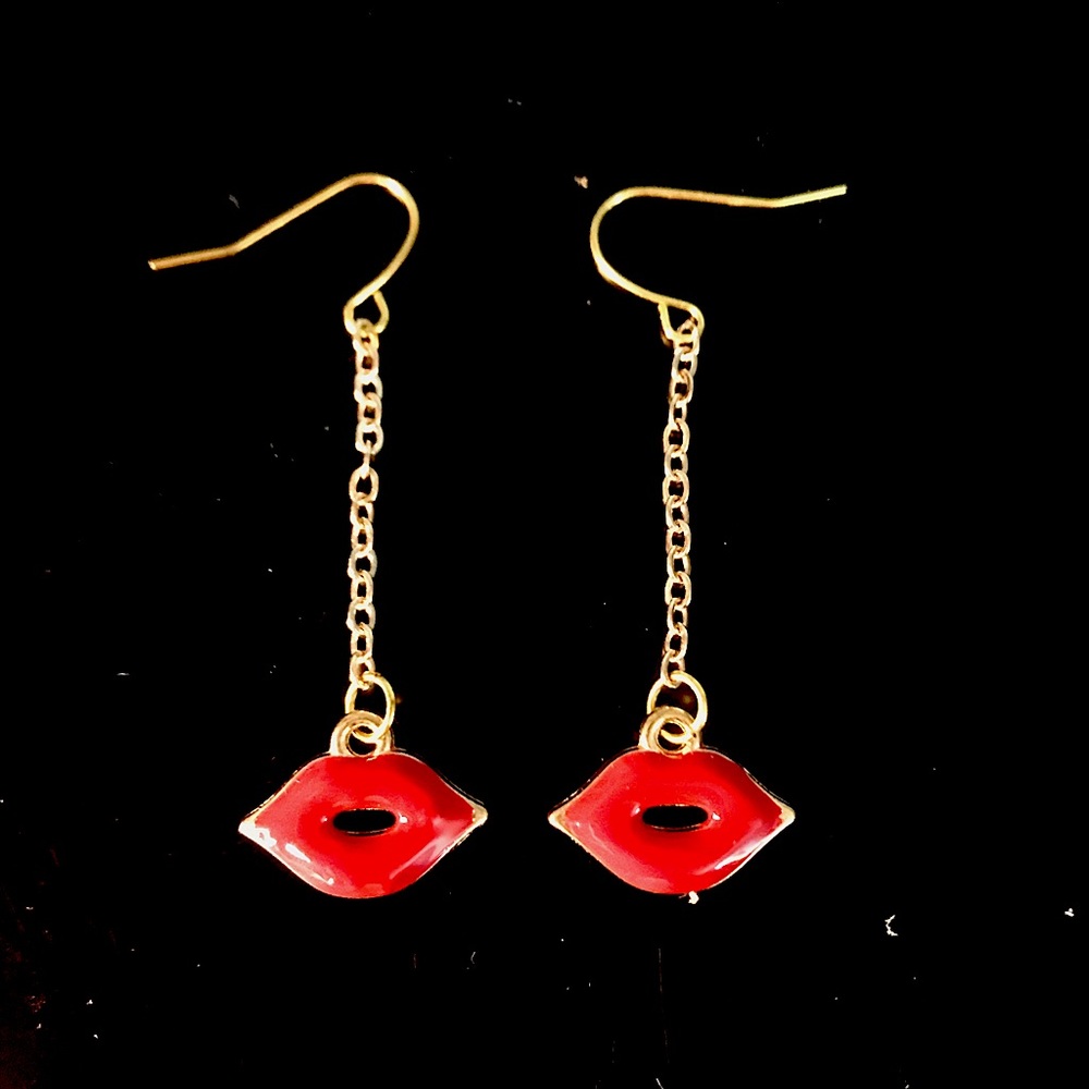 Kissy Lips dangly earrings.